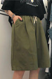 Loose Knee Length Basic Short Pants