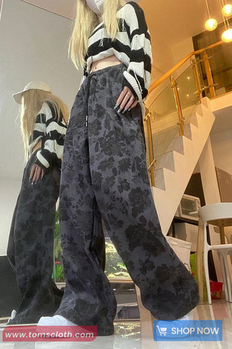 Loose Floral Pattern Corduroy Pants