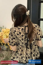Short Sleeve Flowers Pattern O-Neck Ruffle Shirt
