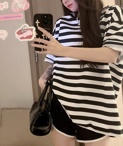 Loose Retro Black White Striped Shirt