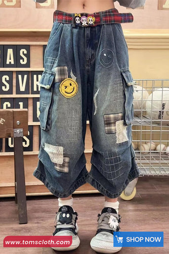Loose Smile Emoji Patch Calf Length Cargo Denim Pants