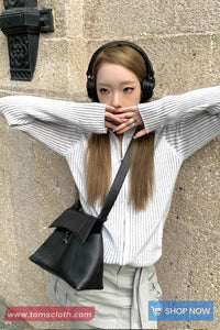 Long Sleeve Turn Down Collar Striped Cropped Sweater