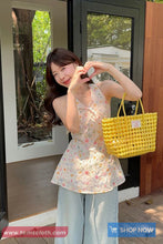 Sweet Floral Pattern Elegant Halter Crop Tops