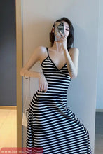 Sexy V-Neck Backless Retro Long Striped Dress
