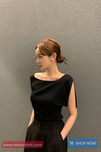 Sleeveless Elegant O-Neck Shirt