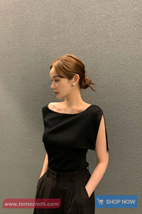 Sleeveless Elegant O-Neck Shirt