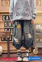 Loose Smile Emoji Patch Calf Length Cargo Denim Pants