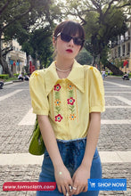 Flower Embroidered Lapel Collar Vintage Blouse Shirt