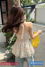 Sweet Floral Pattern Elegant Halter Crop Tops