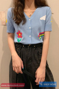 Short Sleeve V-Neck Cute Pattern Knitted Shirt