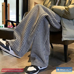 Loose Retro Vertical Striped Men Pants