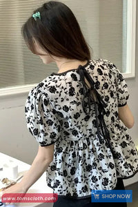 Short Sleeve Flowers Pattern O-Neck Ruffle Shirt