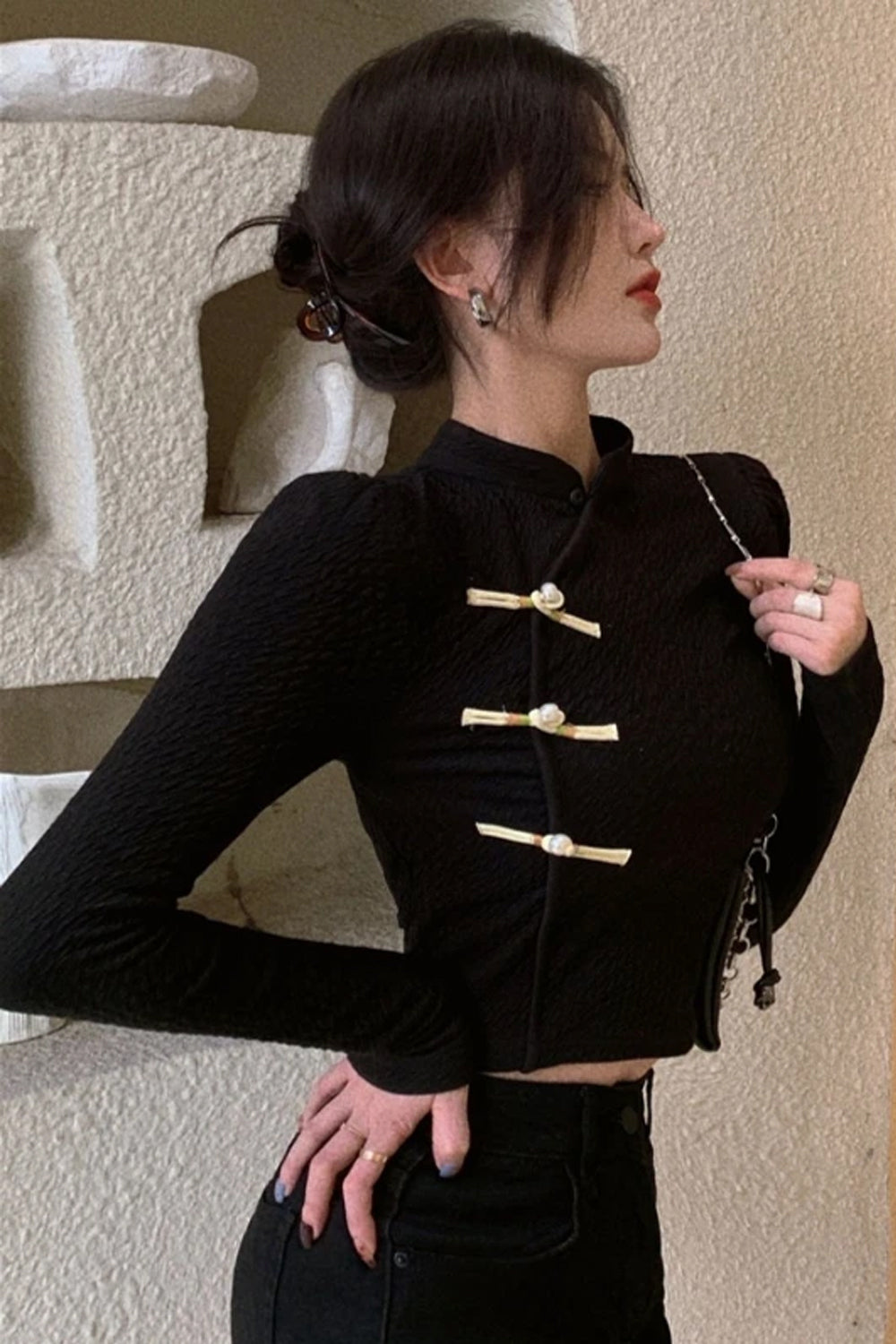 Long Sleeve Chinese Collar Style Cropped Slim Shirt