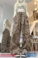 Loose Floral Pattern Corduroy Pants
