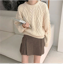 O-Neck Retro Knitted Beige Colors Sweater