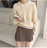 O-Neck Retro Knitted Beige Colors Sweater