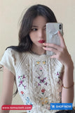 O-Neck Flower Embroidered Knitted Cropped Slim Shirt