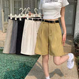 Loose Style Casual Shorts With Belt