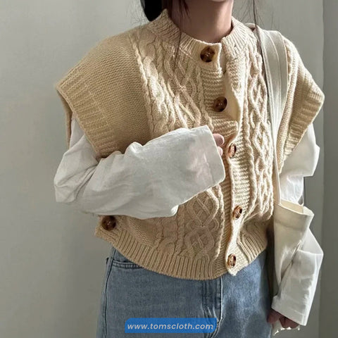 Sleeveless Cable Knitted Vest Sweater
