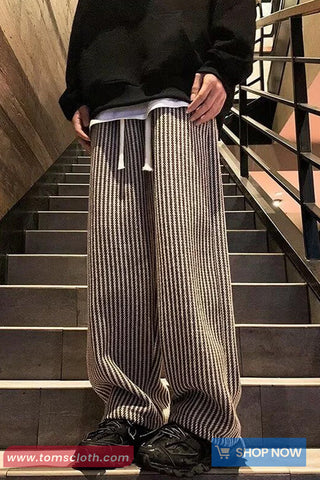 Loose Retro Vertical Striped Men Pants
