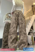 Loose Floral Pattern Corduroy Pants