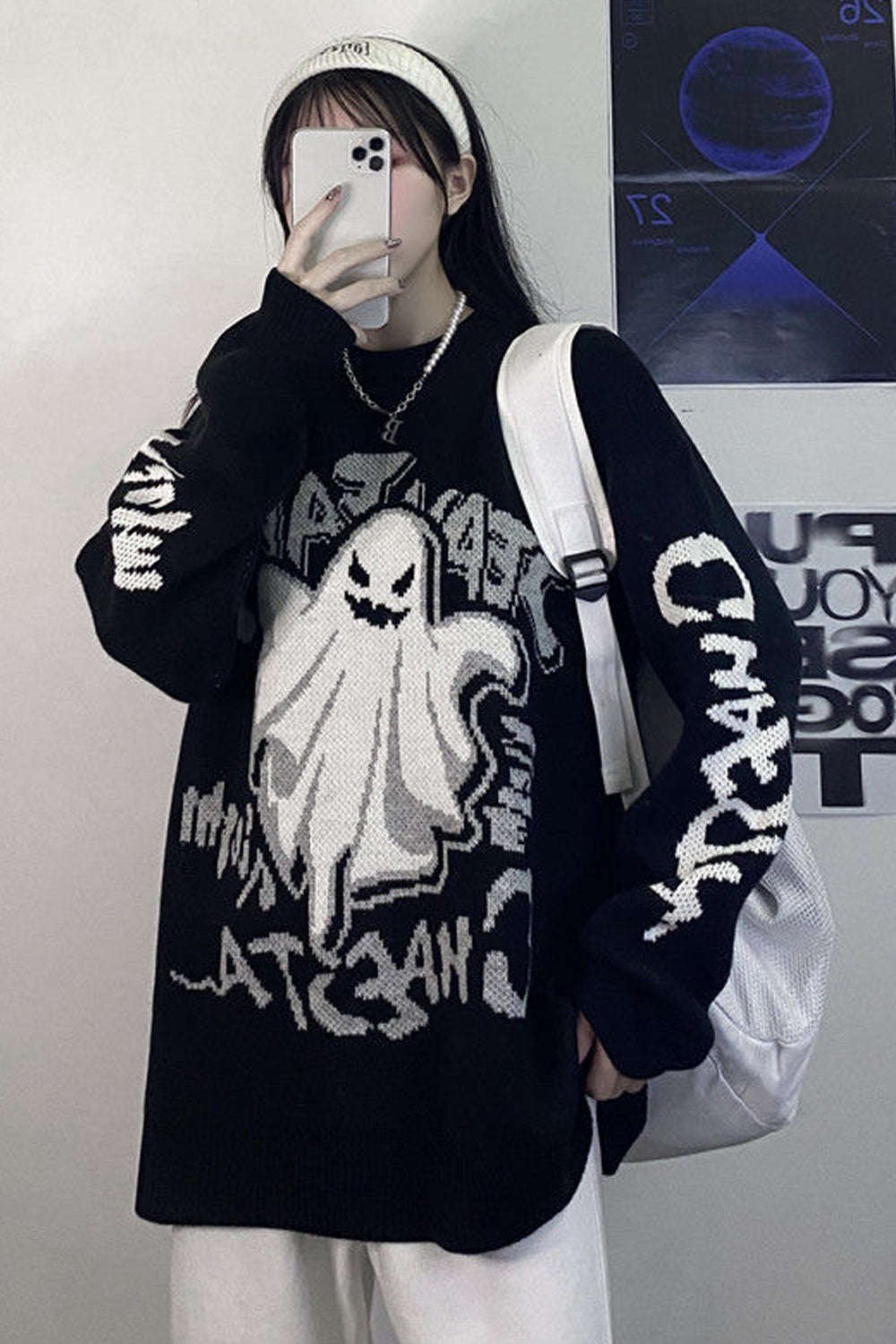 Loose Retro Ghost Printed Sweater