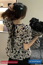 Short Sleeve Flowers Pattern O-Neck Ruffle Shirt
