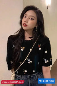 Vintage Floral Embroidered O-Neck Shirts