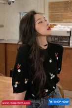 Vintage Floral Embroidered O-Neck Shirts