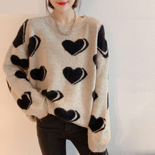 Heart Pattern Knitted O-Neck Sweater