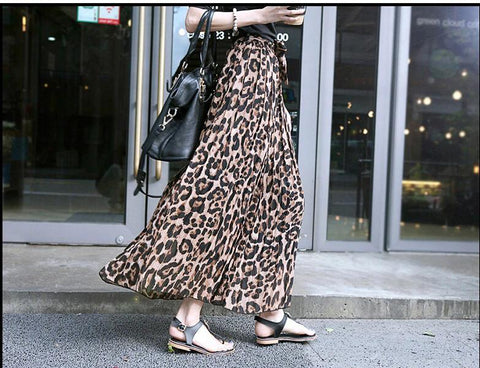 Sexy Leopard Pleated Slim Skirt