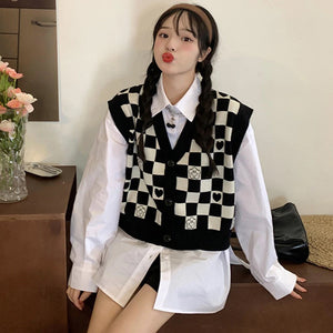 Cute Love Pattern Checkered Sleeveless Vest Sweater