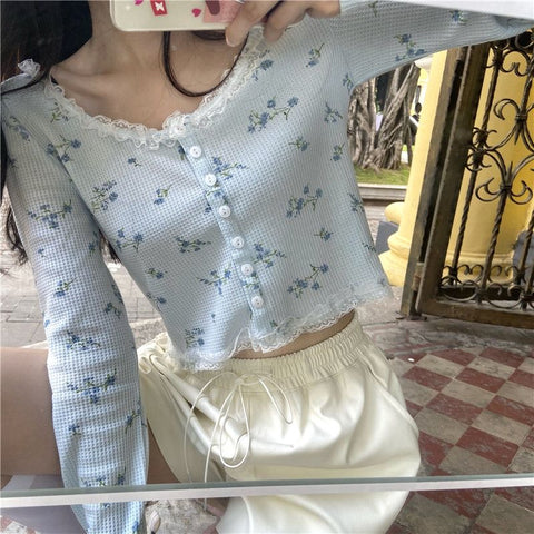 Retro Lace Floral Cropped Cardigan Sweater