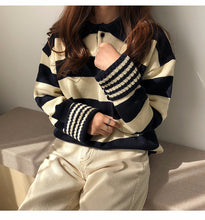 Color Stripe Casual Turn-Down Collar Knitted Sweater