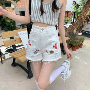 Sexy Floral Embroidered Denim Tassel Shorts Jeans