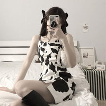 Sexy 2 Piece Set Cropped Sweatshirt With Cow Pattern Dress