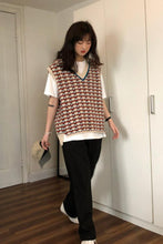 Loose Retro Heart Pattern Sleeveless Vest Sweater