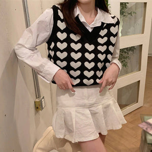 Cute Hearts Pattern Sleeveless Vest Sweater