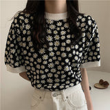 Puff Sleeve Daisy Pattern O-Neck Knitted Shirt