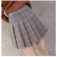 High Waist Grid Pattern Mini Skirts
