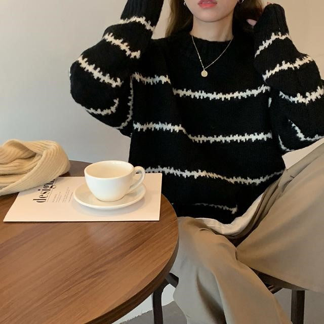 Chunky Stripe Sleeveless Sweater Top
