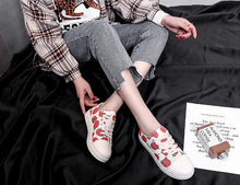Strawberry Pattern Low Canvas Shoes