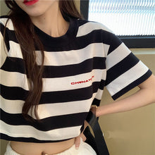 Black and White Striped Casual Cropped Shirt