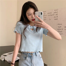 Love Shaped Hole With Bow Cropped Slim Shirt