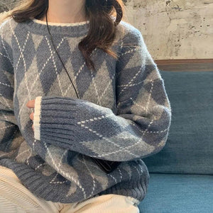 Argyle Pattern Loose O-Neck Knitted Sweater