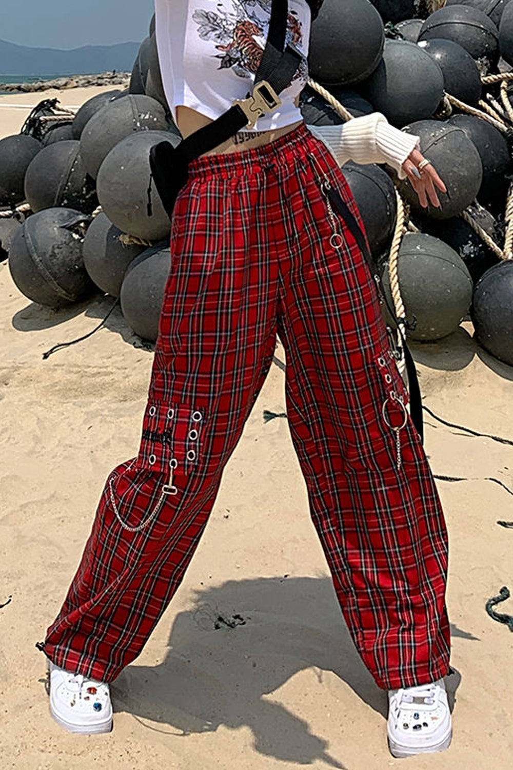High Waist Cargo Pants With Chain Pockets For Women And Men Harajuku Ankle  Ladies Cargo Trousers Primark In Hip Hop Punk Black Harem Style Streetwear  201031 From Dou01, $17.15 | DHgate.Com