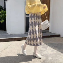 Diamond Pattern Knitted A-Line Long Skirt